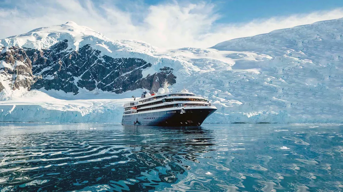 Atlas World Voyager