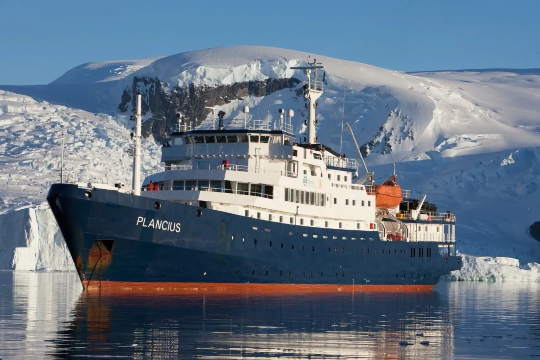 MV Plancius